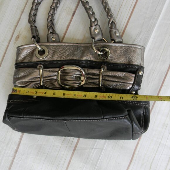 B Makowsky Black/SILVER PEBBLE LEATHER BUCKLE DETAIL METALLIC MEDIUM TOTE - Picture 4 of 10